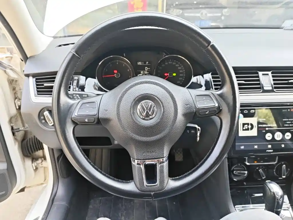 Volkswagen Bora — миниатюра 11