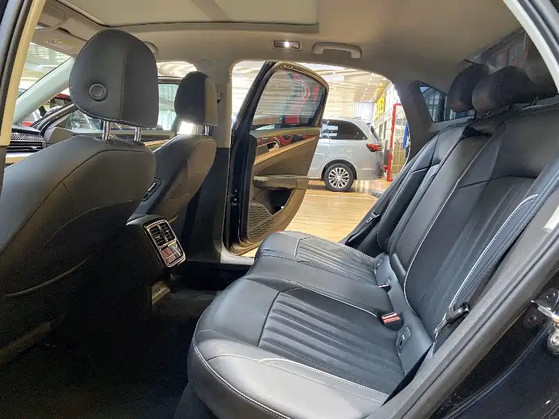 Volkswagen Passat — миниатюра 14
