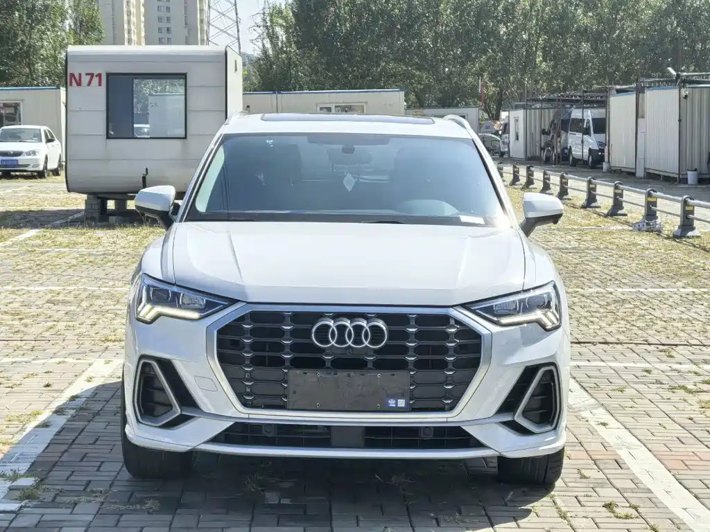Audi Q3 — миниатюра 2