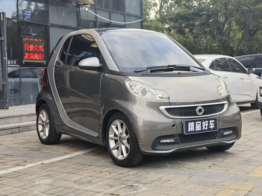 smart Smart Fortwo — миниатюра 2