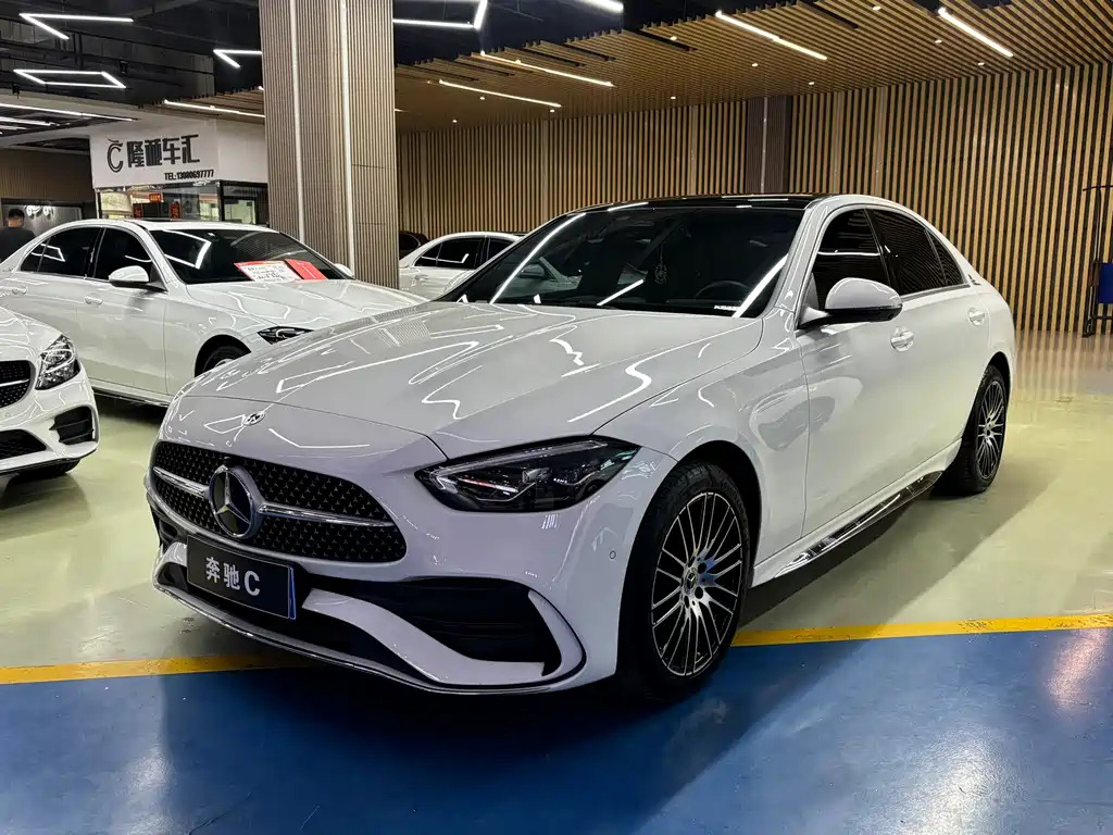 Mercedes-Benz C-Class 2025