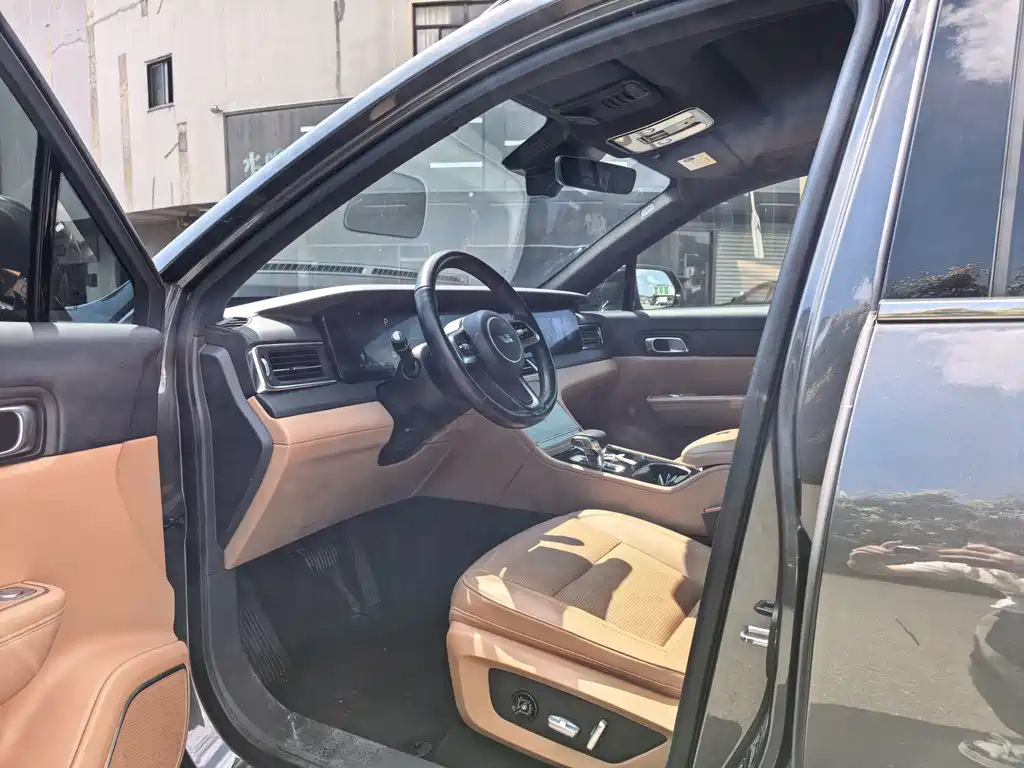 Li Auto Li ONE — миниатюра 8