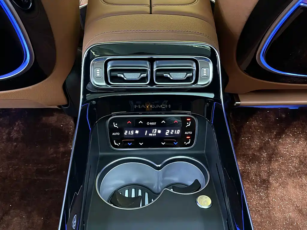 Mercedes-Benz S-Class — миниатюра 29