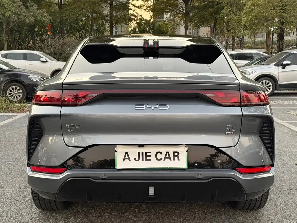 BYD SONG L EV