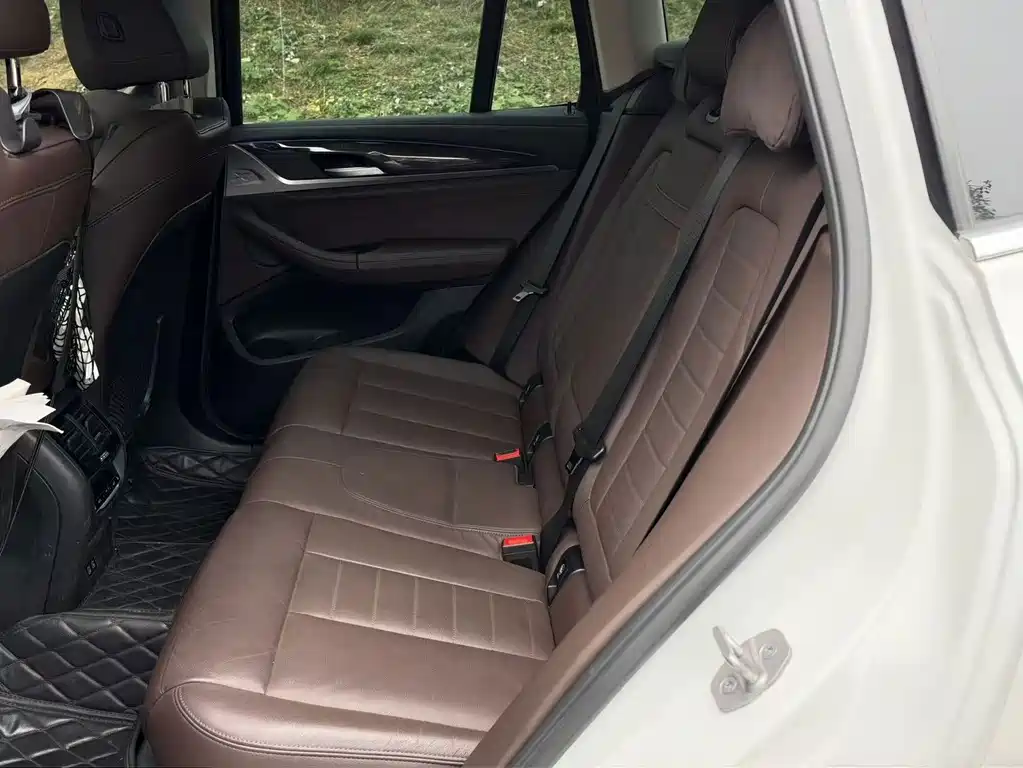 BMW X3 — миниатюра 13