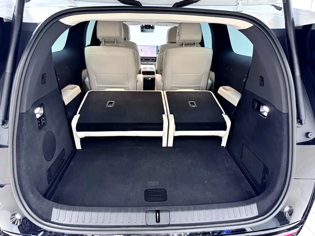 Li Auto Li MEGA — миниатюра 23