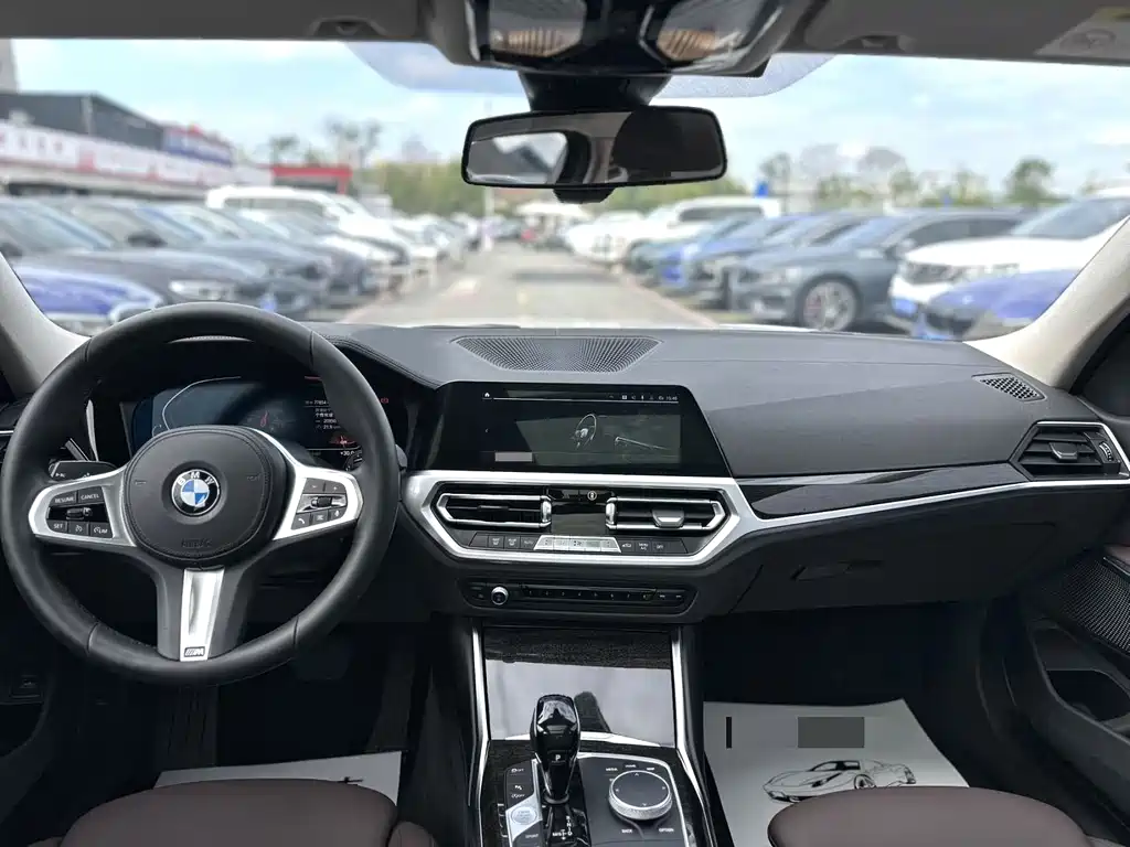 BMW 3 Series — миниатюра 4
