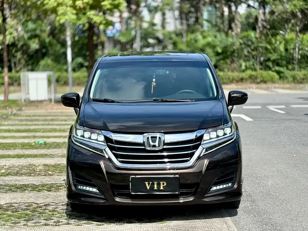 Honda Elysion 2016 2.4L Luxury