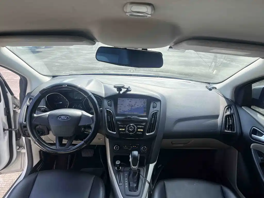 Ford Focus — миниатюра 9