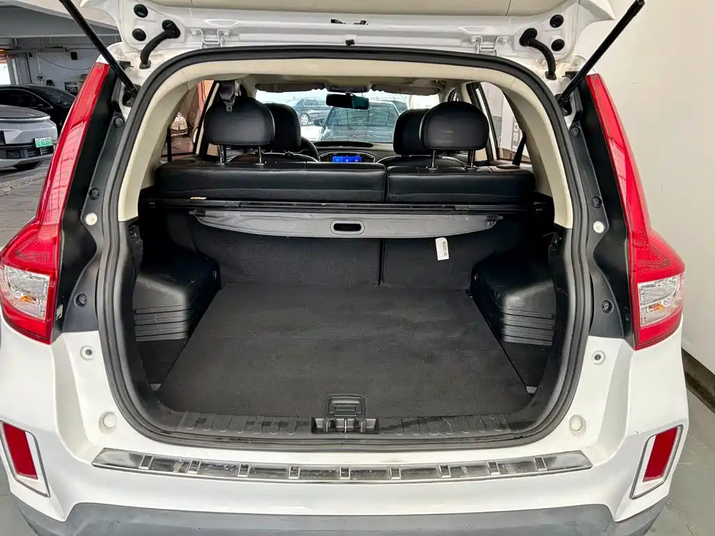 Geely Vision X6 — миниатюра 16