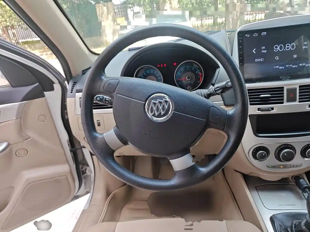Buick Excelle — миниатюра 11