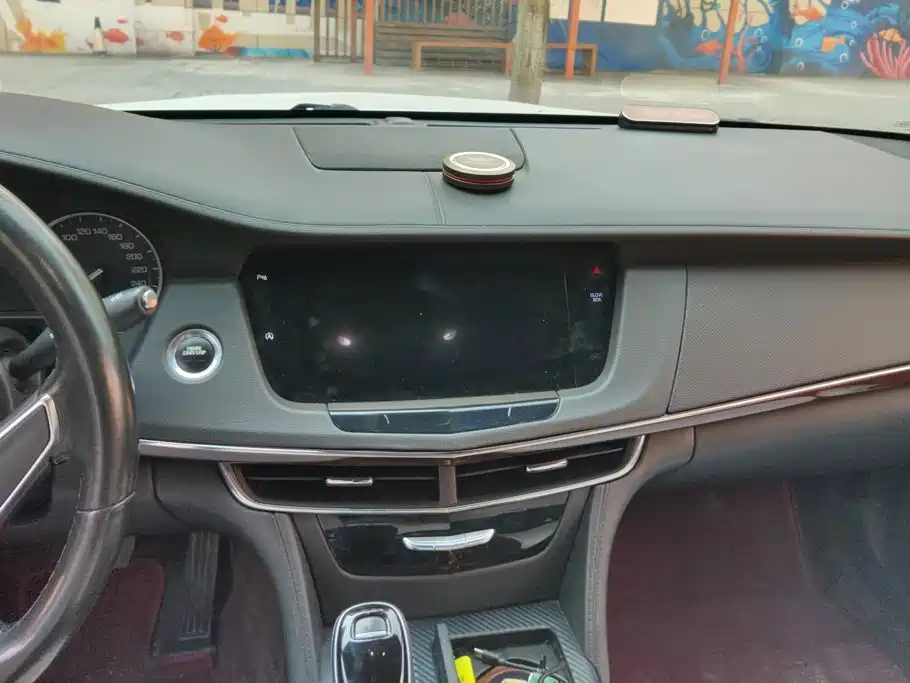 Cadillac CT6 — миниатюра 13