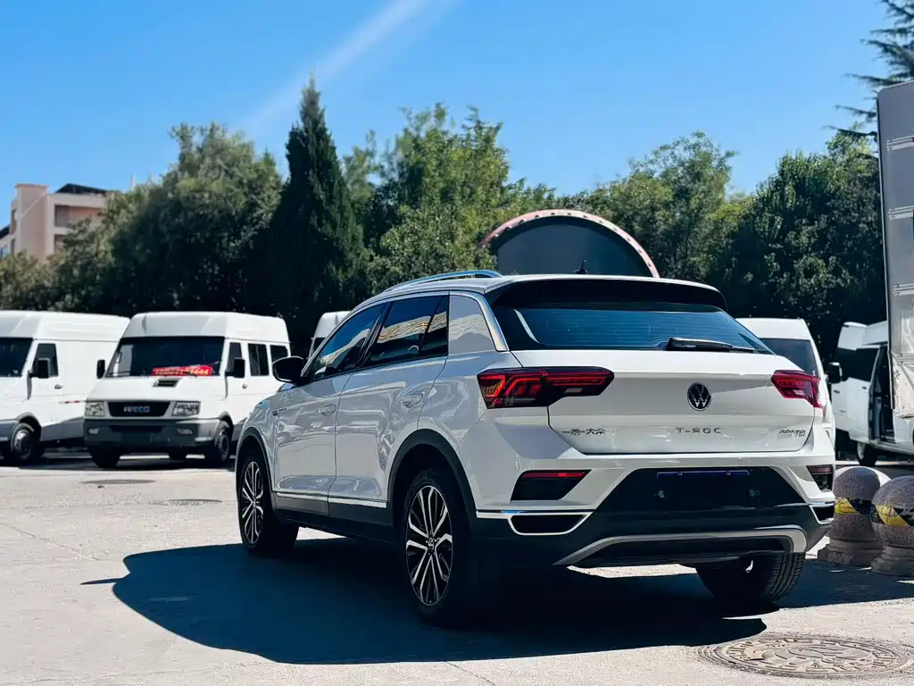 Volkswagen T-Roc — миниатюра 5