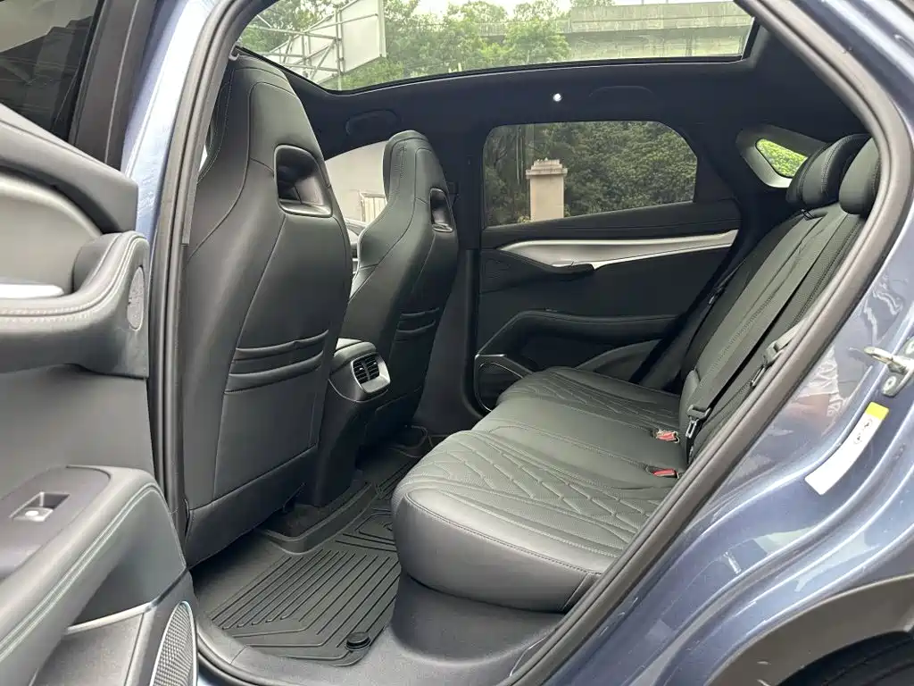BYD Seal 07 EV — миниатюра 6