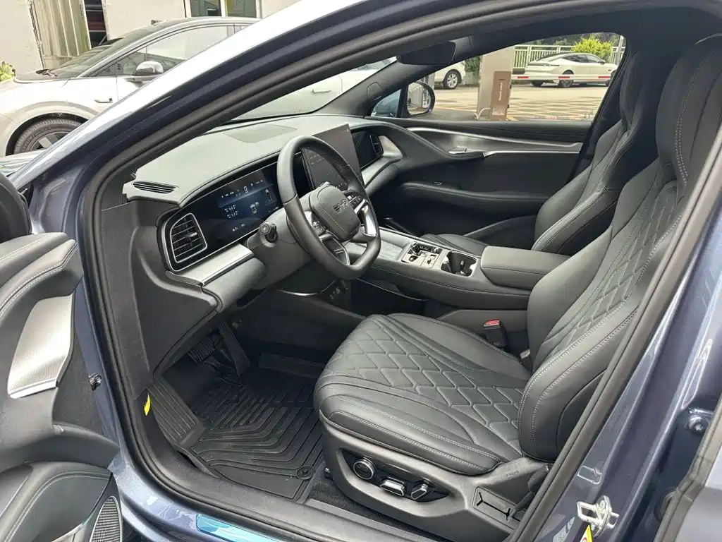 BYD Seal 07 EV — миниатюра 3