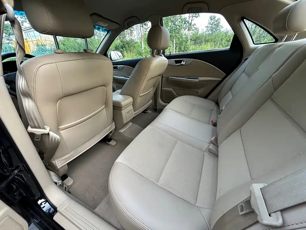Buick Excelle — миниатюра 7