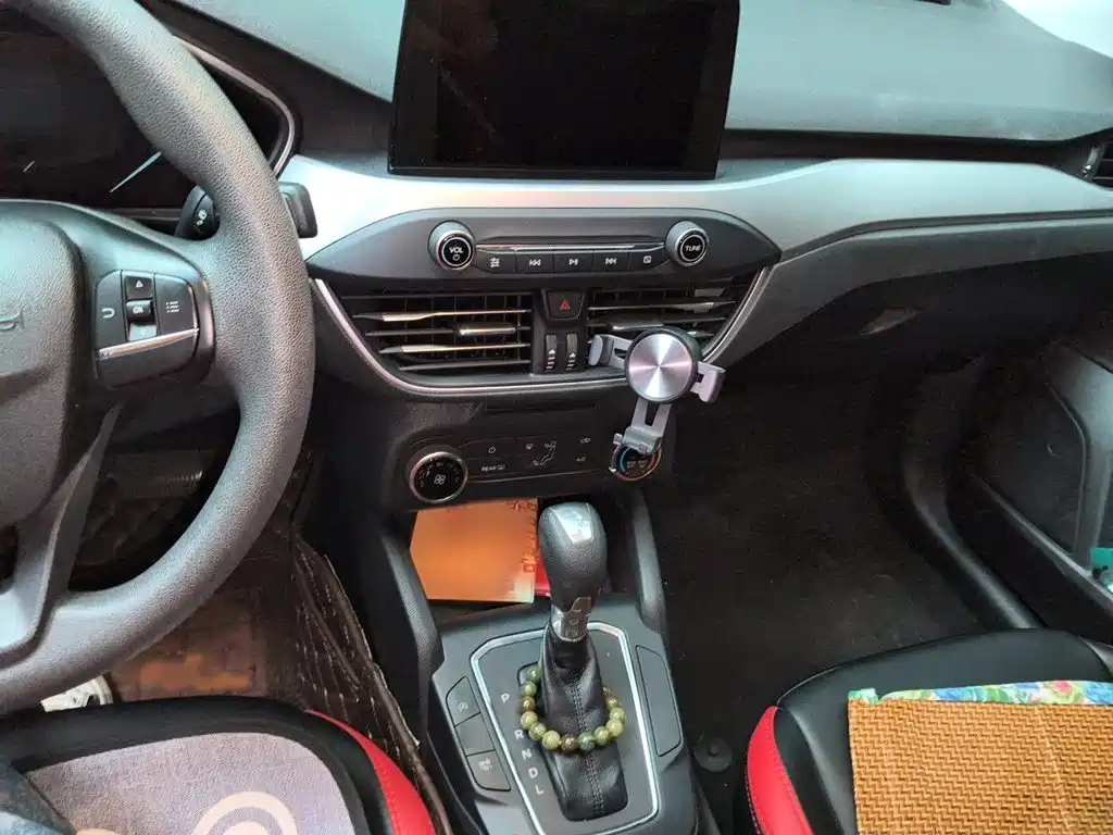 Ford Focus — миниатюра 6