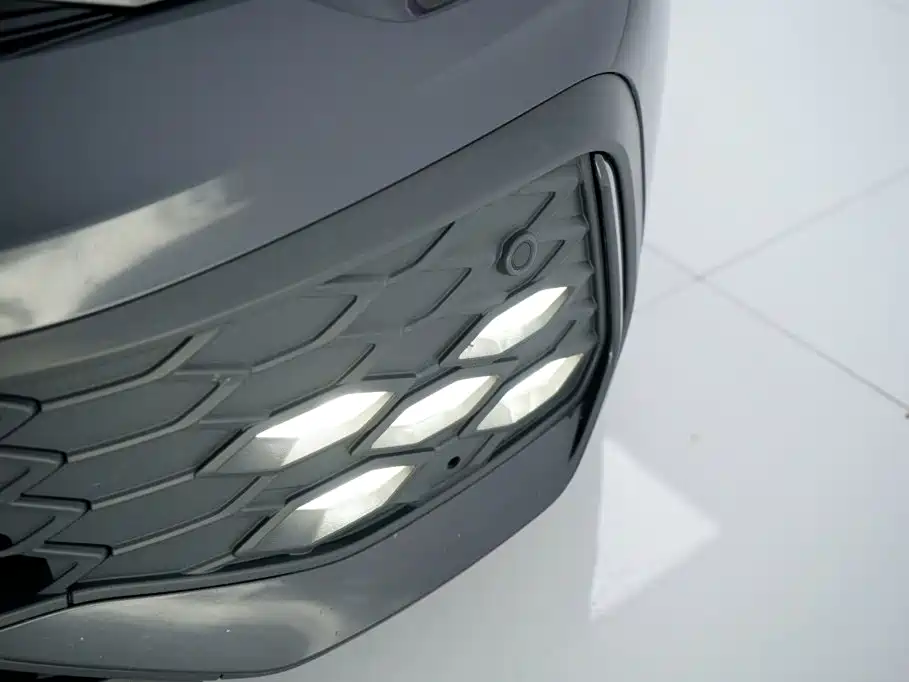 Volkswagen Golf GTI — миниатюра 21