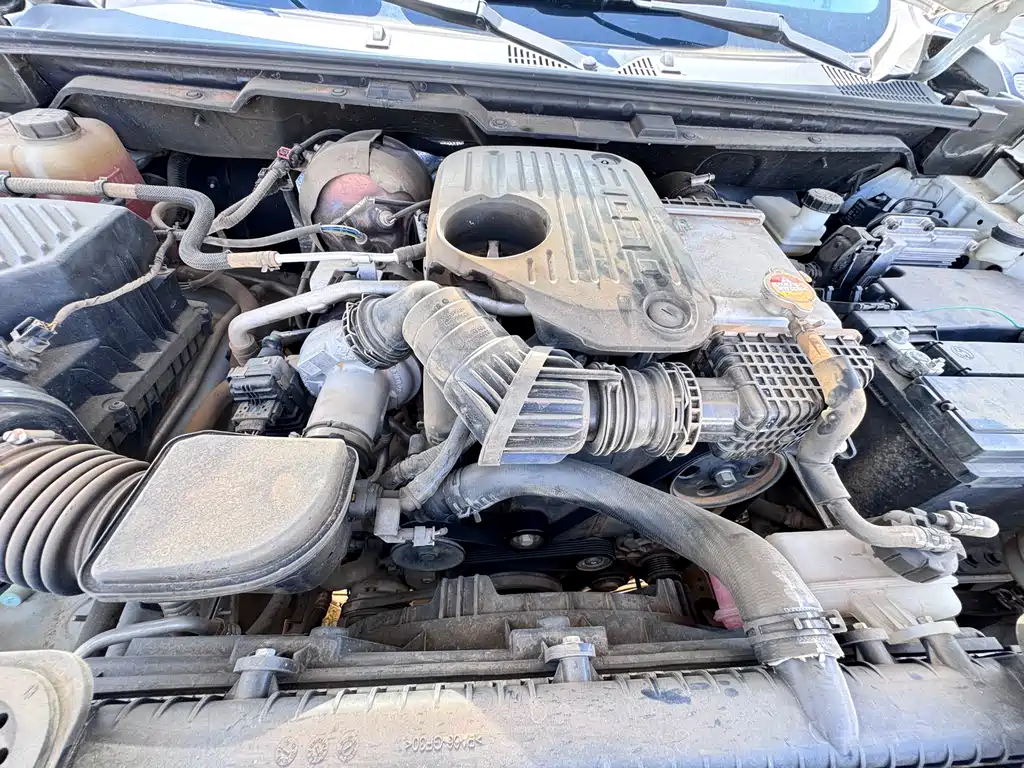 SAIC MAXUS CHASE T70