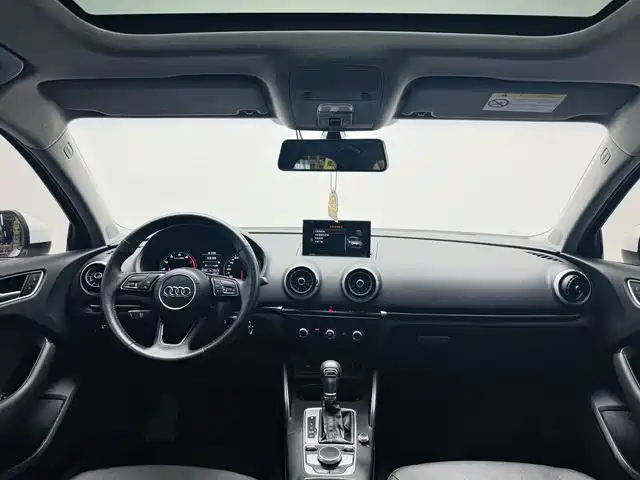 Audi A3 2020 Limousine 35 TFSI Fashion V