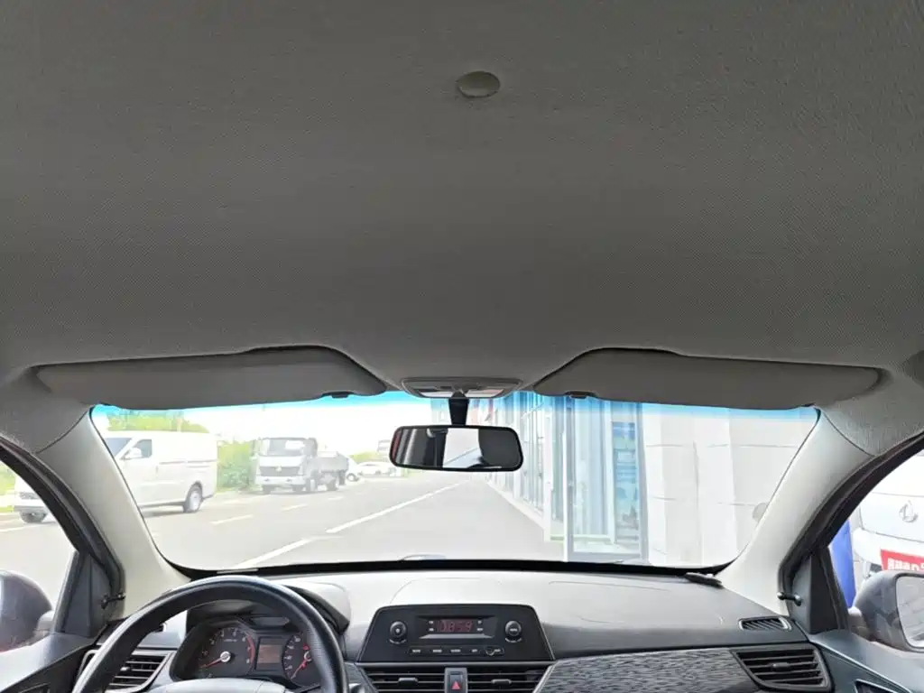 Baojun 310 — миниатюра 18