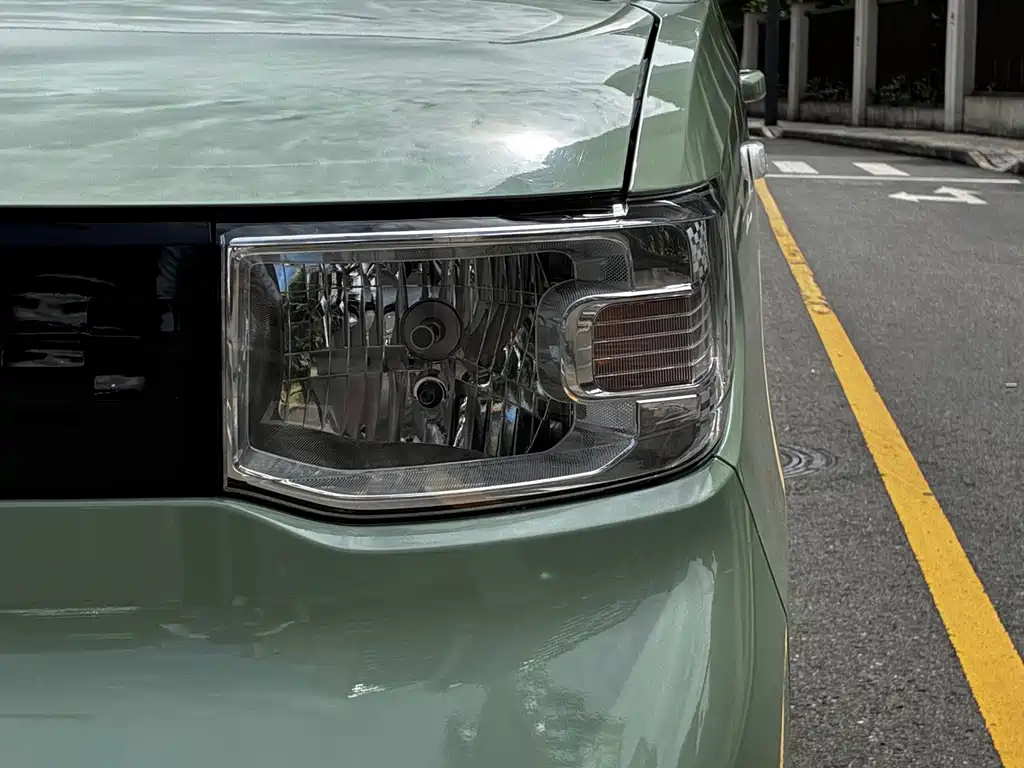 Wuling MINIEV — миниатюра 10