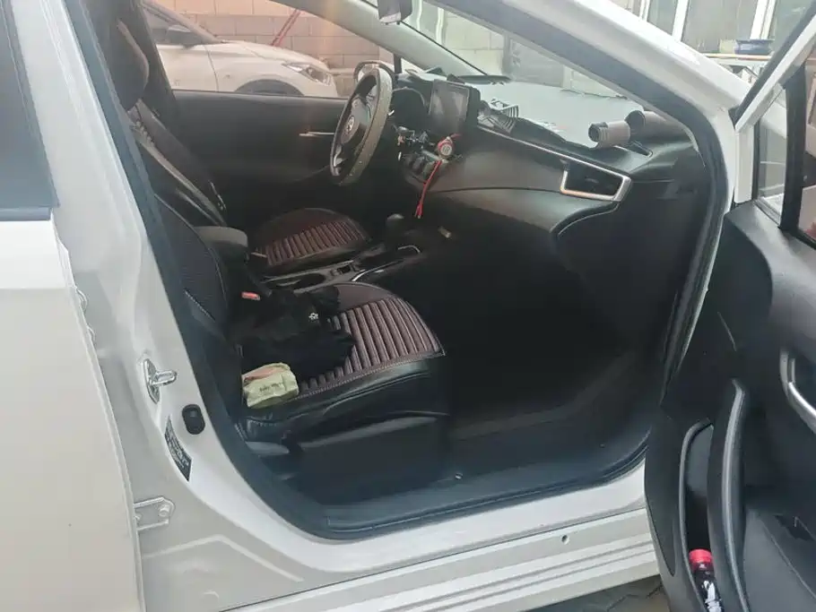 Toyota Corolla — миниатюра 8
