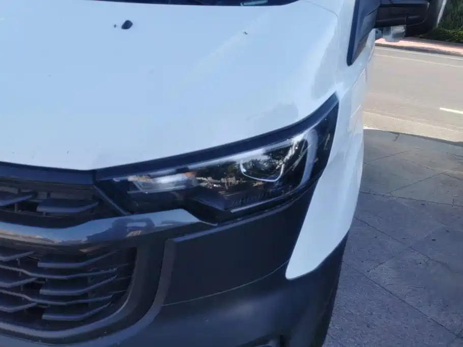 Ford Transit 2026 2.0T AT Luxury 5/6 мест