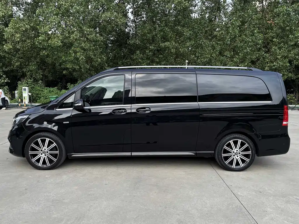 Mercedes-Benz V-Class — миниатюра 3