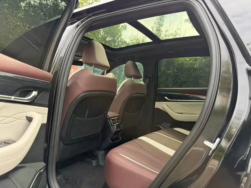 Geely Xingyue L — миниатюра 11