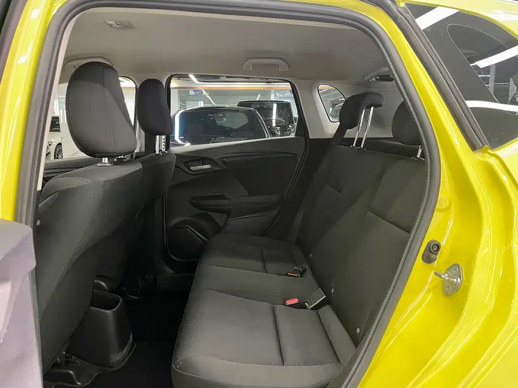 Honda Fit — миниатюра 7