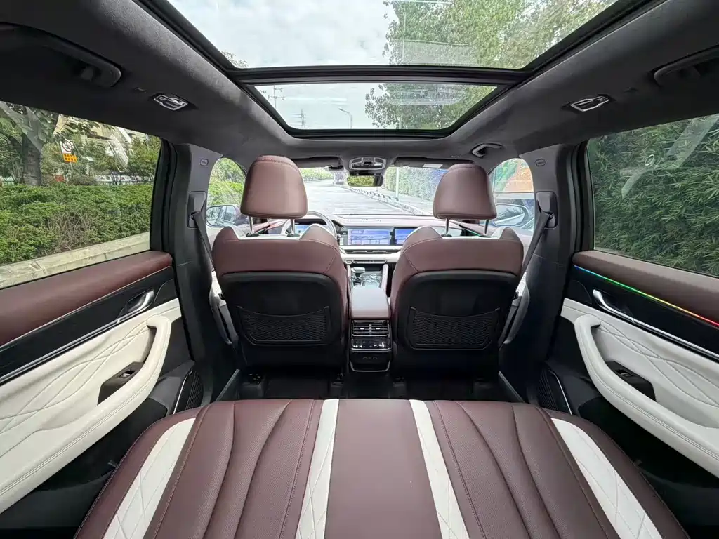 Geely Xingyue L — миниатюра 23
