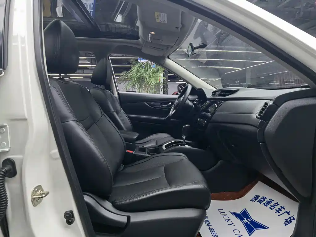 Nissan X-Trail — миниатюра 8