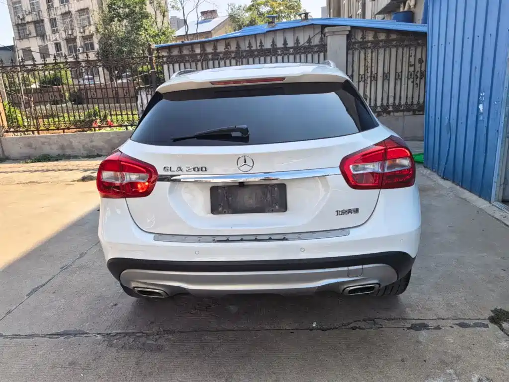 Mercedes-Benz GLA — миниатюра 6
