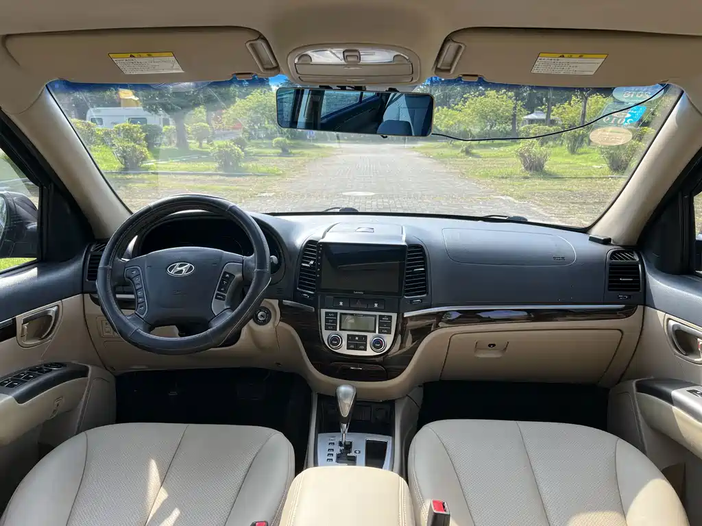 Hyundai Santa Fe — миниатюра 5
