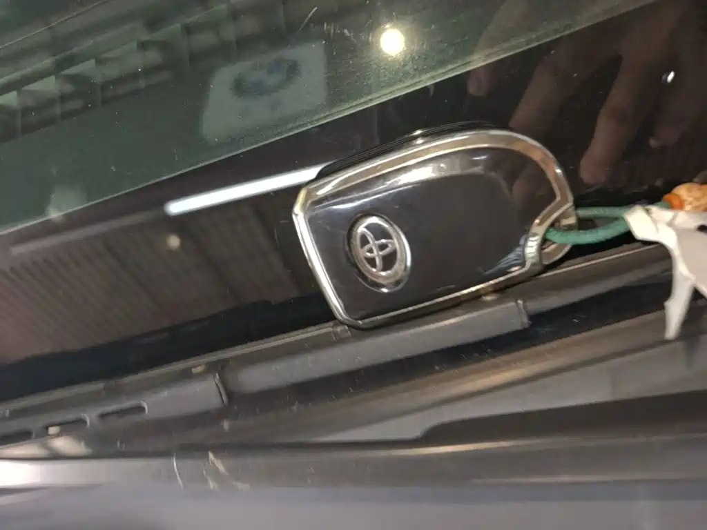 Toyota Yaris L — миниатюра 9