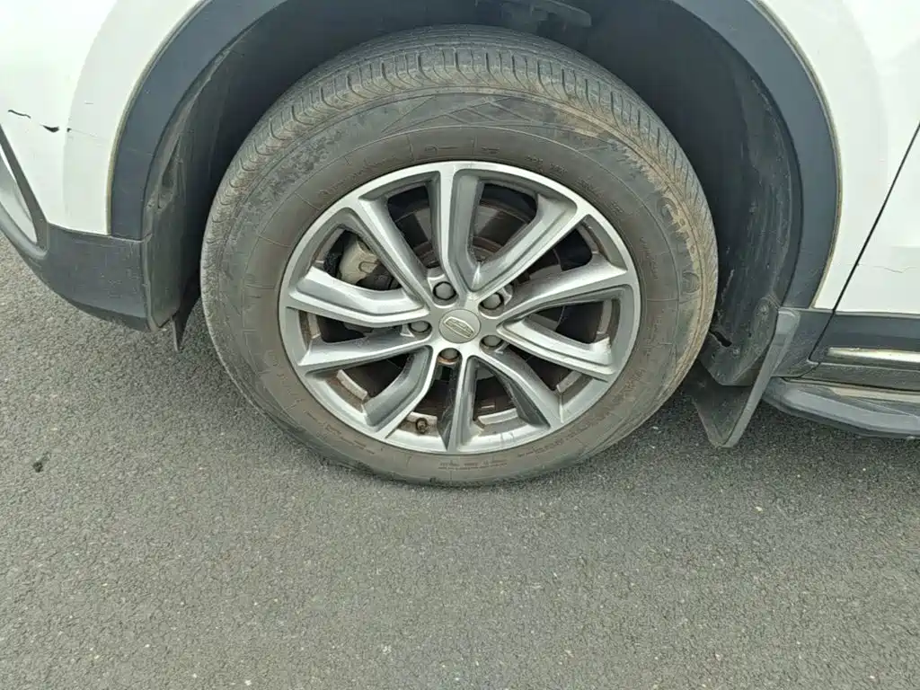 Geely Boyue — миниатюра 23