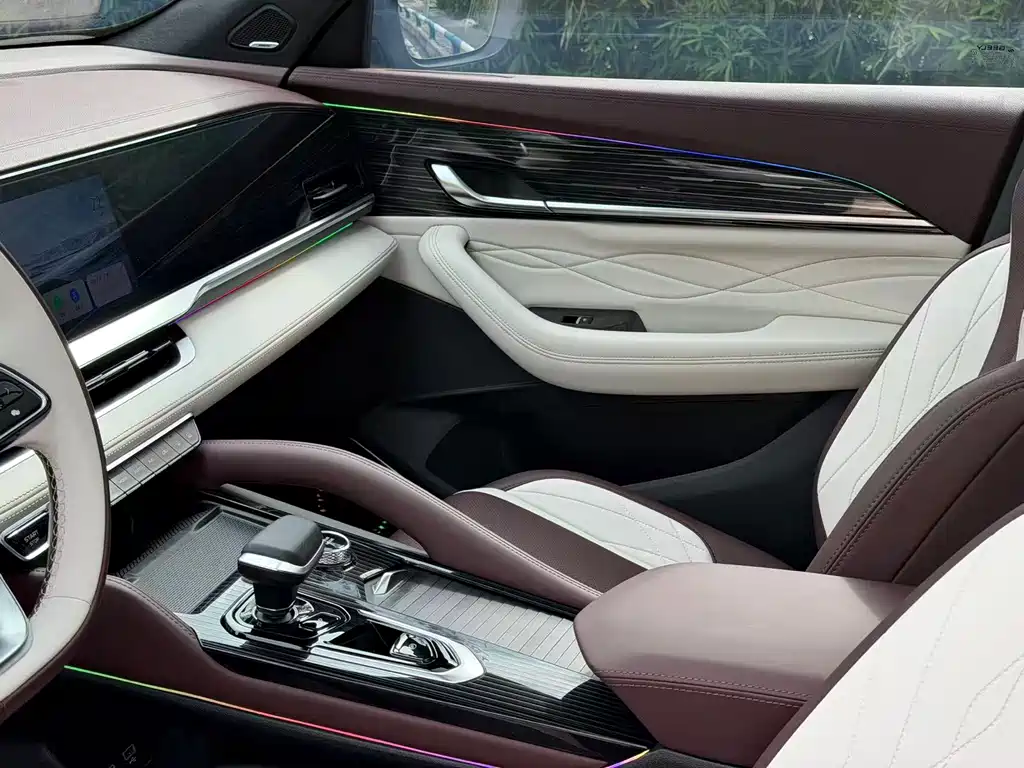 Geely Xingyue L — миниатюра 15