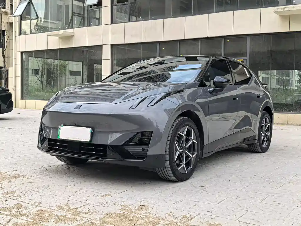 Lynk & Co Z20 2025