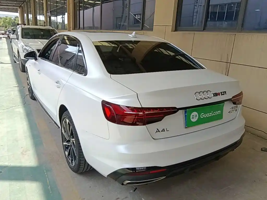 Audi A4L — миниатюра 5