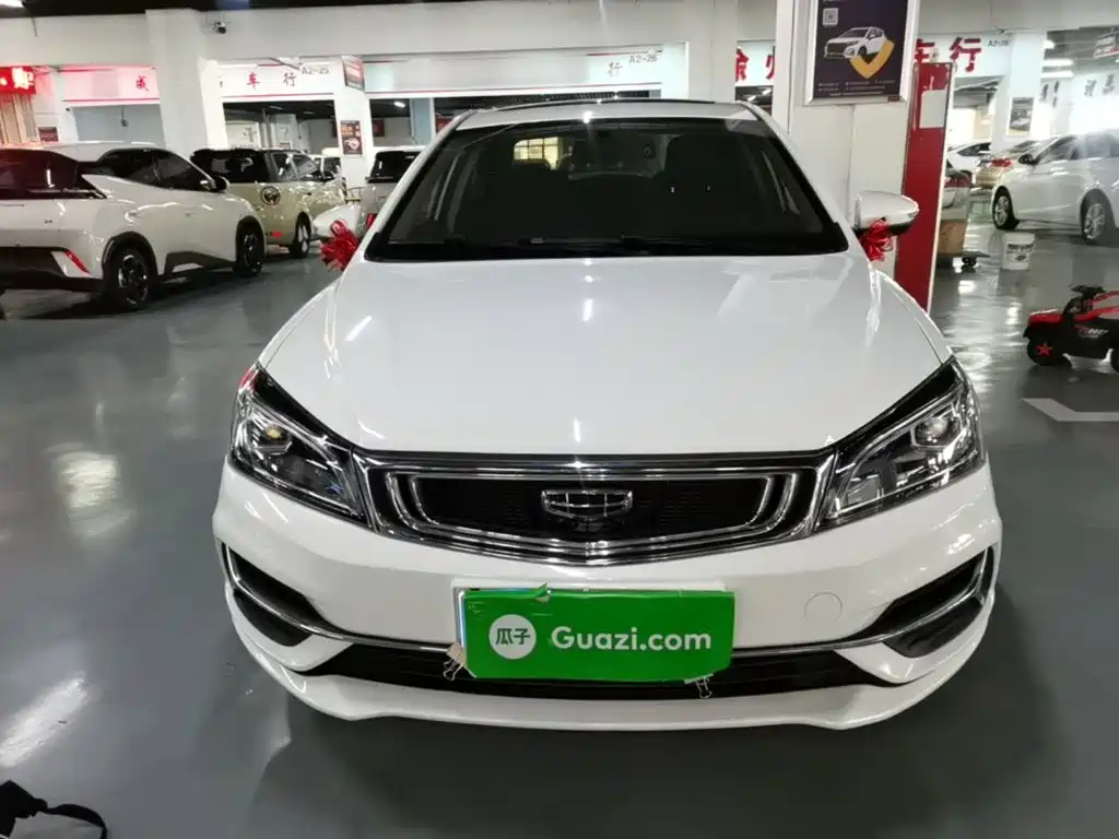 Geely Emgrand — миниатюра 3