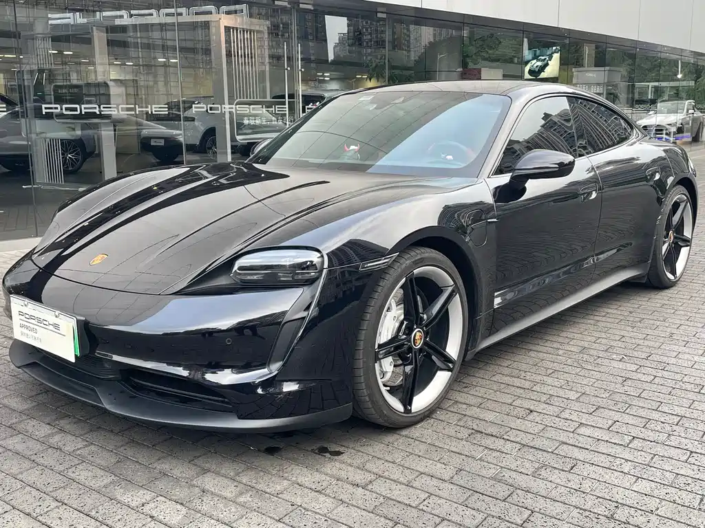 Porsche Taycan 2024