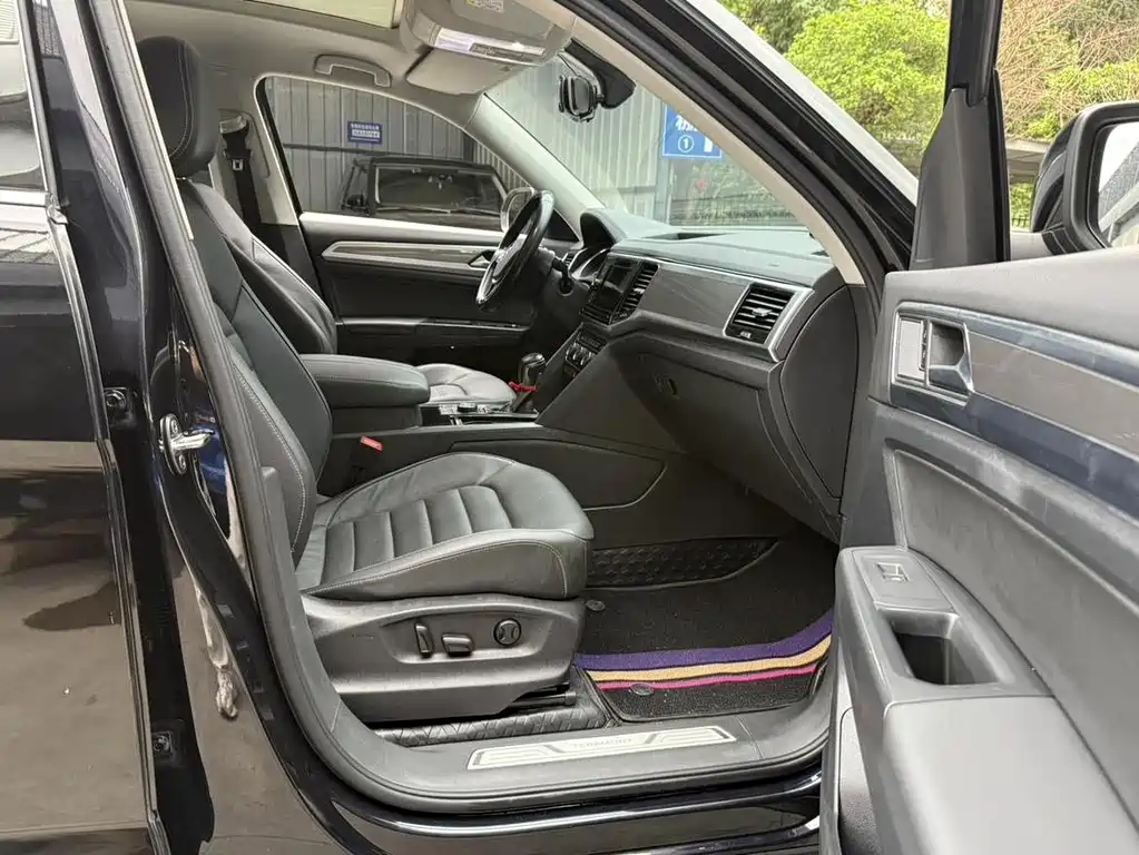Volkswagen Teramont — миниатюра 12