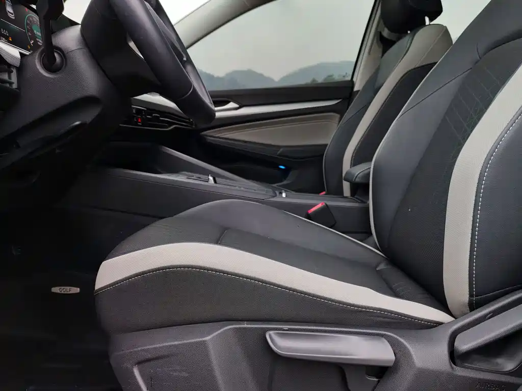 Volkswagen Golf — миниатюра 11