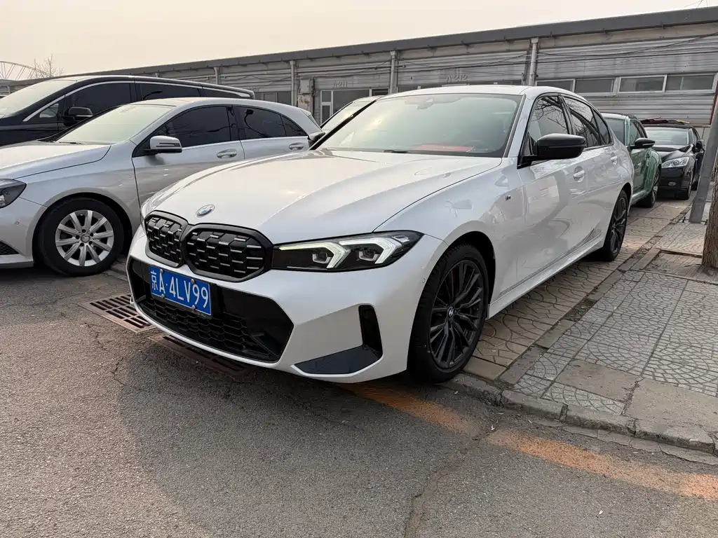 BMW 3 Series 2023