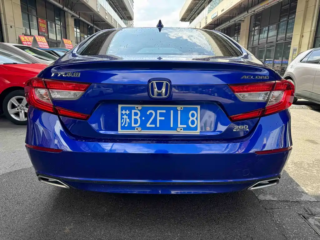 Honda Accord — миниатюра 9