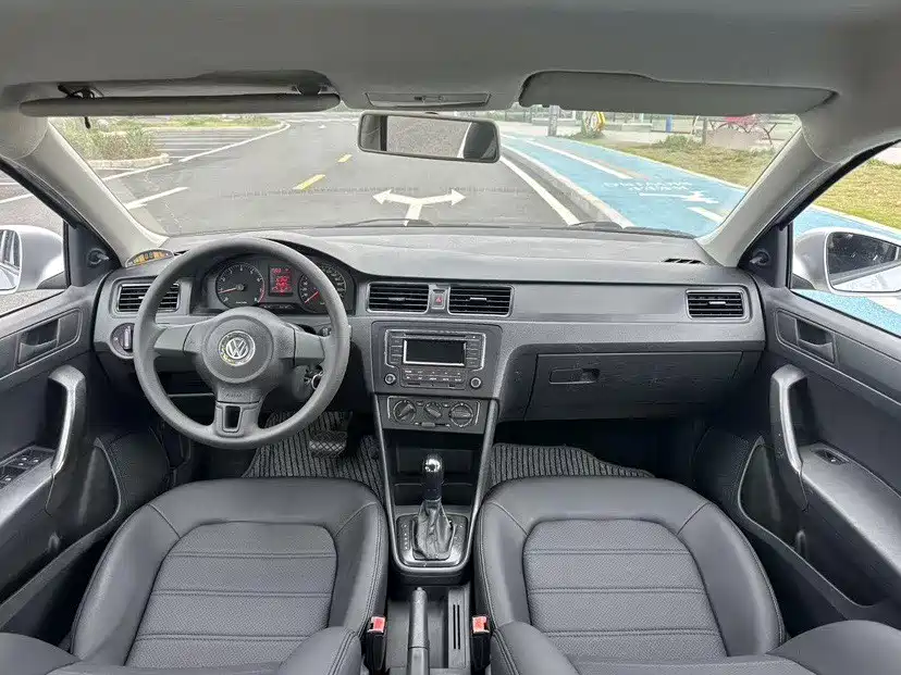 Volkswagen Santana — миниатюра 15