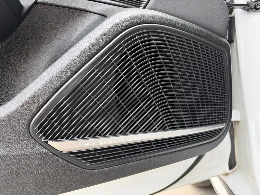 Audi A4 (Import) — миниатюра 9