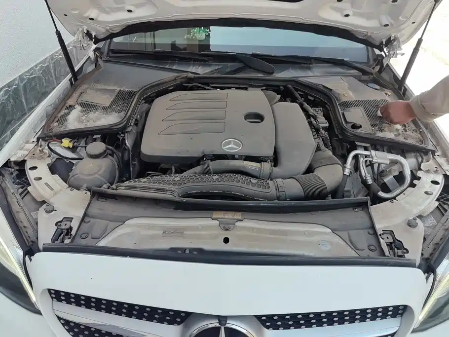 Mercedes-Benz C-Class — миниатюра 10