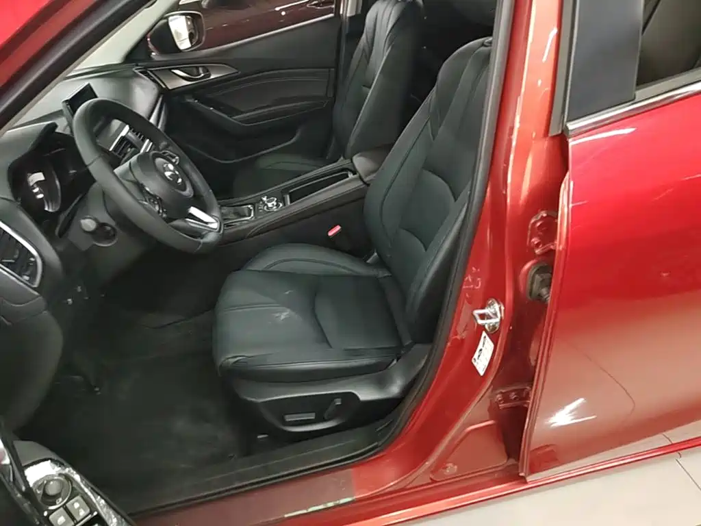 Mazda 3 Axela — миниатюра 15